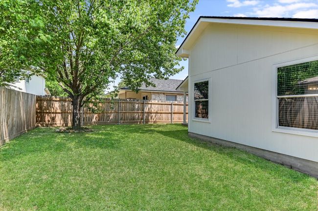 New screens installed in a week! New fence on both sides pictured here too. | Image 18