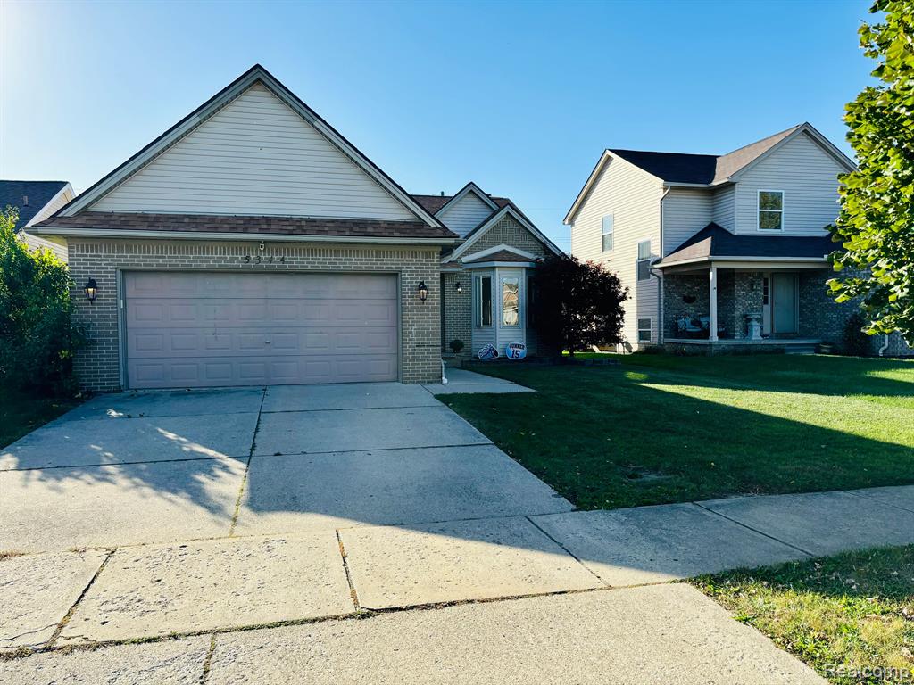 Franklin Ave, Trenton, MI 48183