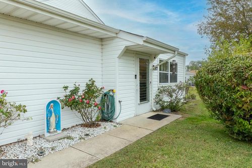 23 Mediterranean Ct, Barnegat, NJ, 08005-2519 | Card Image