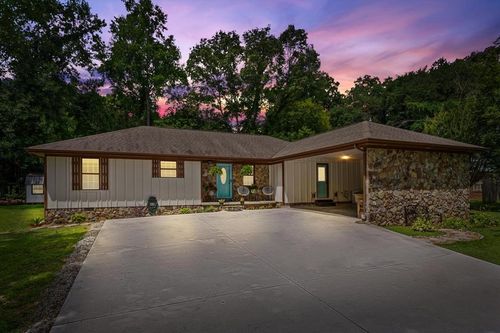 408 Riderwood Dr, DALTON, GA, 30721-8217 | Card Image