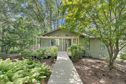 112 Crescent Ln, Wirtz, VA, 24184-3746 | Card Image