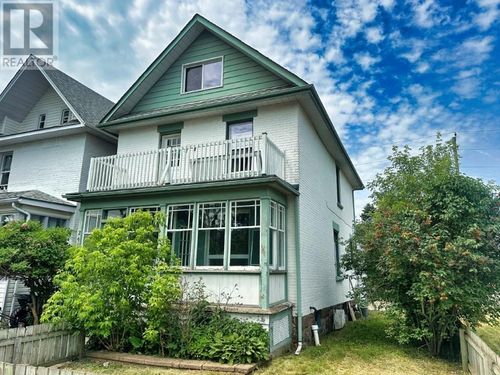 241 Syndicate Ave N, Thunder Bay, ON, P7C3V9 | Card Image