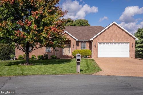 3821 Brigade Ct, PENN LAIRD, VA, 22846-9657 | Card Image