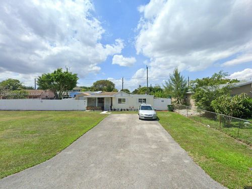 3781 Riedel Ave, Palm Springs, FL, 33461-3639 | Card Image