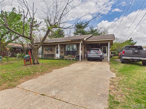 501 Mulberry Street, Bernie, MO, 63822 | Card Image