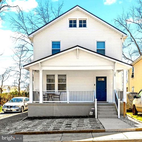 25 W Southwerk St, WINCHESTER, VA, 22601-4557 | Card Image