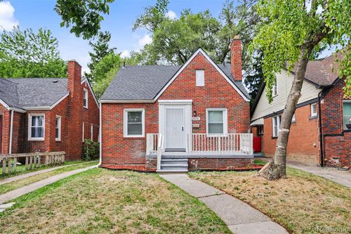 18955 Goulburn St, Detroit, MI, 48205-2144 | Card Image