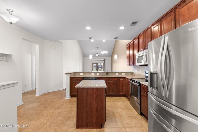 1562 Palmina Loop, Condo with 3 bedrooms, 2 bathrooms and 1 parking in Myrtle Beach SC | Image 12