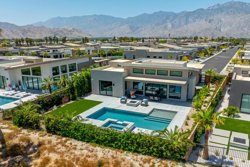 960 Patina Ln, Palm Springs, CA, 92262-0572 | Card Image