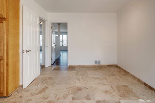 97 Canyon Dr, San Francisco, CA, 94112-4563 | Card Image