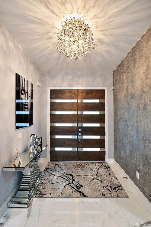 16281 Buckingham Ave, Beverly Hills, MI, 48025-3315 | Card Image