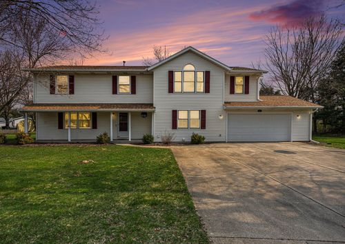 8905 Lori Ct, Portage, MI, 49024-4654 | Card Image