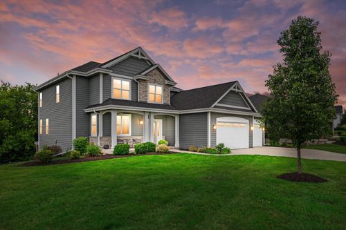 S54W25488 Pebble Brook Ct, Waukesha, WI, 53189-7744 | Card Image