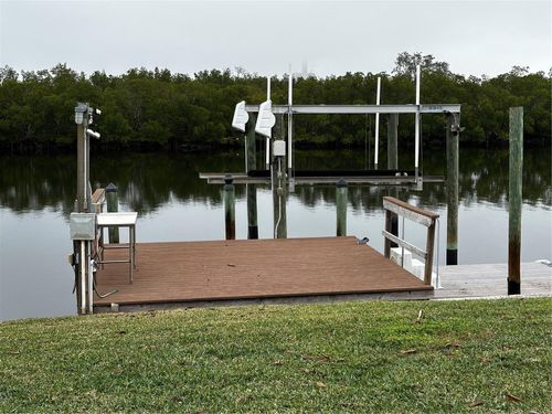 911 Silver Palm Way, APOLLO BEACH, FL, 33572-2005 | Card Image