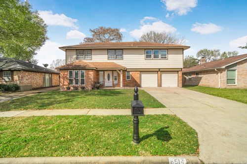 6514 Vialinda Dr, Houston, TX, 77083-1147 | Card Image