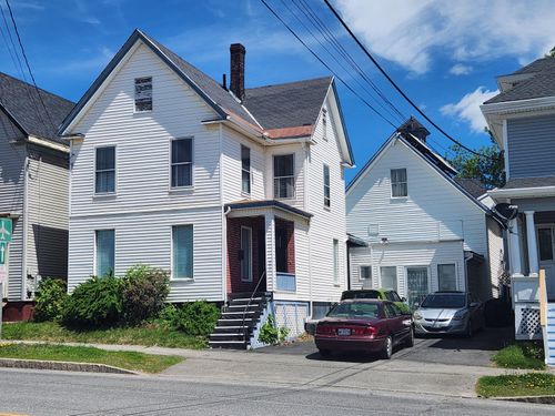 217 Union St, Bangor, ME, 04401-6149 | Card Image