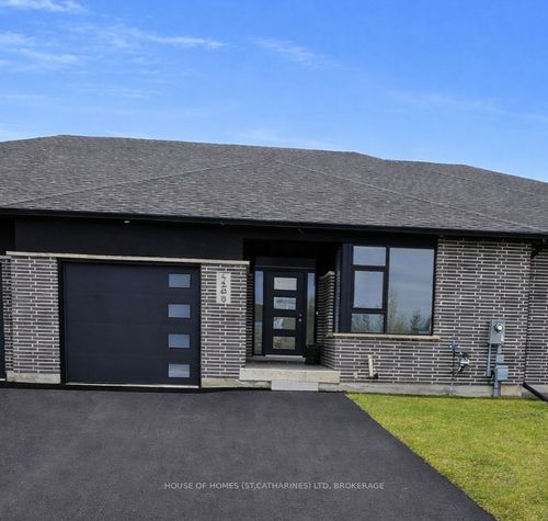 4108 Village Creek Dr, Stevensville, ON, L0S1S0 | Card Image