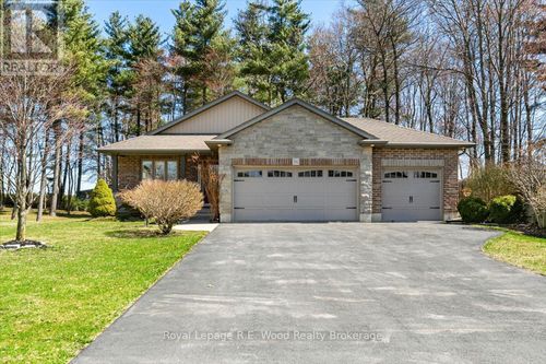 56 Wintergreen Cres, Delhi, ON, N4B2W5 | Card Image
