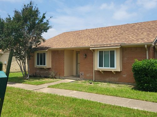 22-56 E Mountain Creek Dr, Grand Prairie, TX, 75052-5989 | Card Image