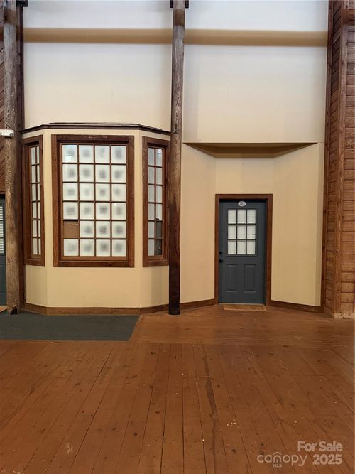 1 Buffalo Ave Nw, Concord, NC, 28025-4417 | Card Image