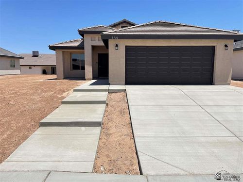 8720 E 41st St, Yuma, AZ, 85365-2981 | Card Image