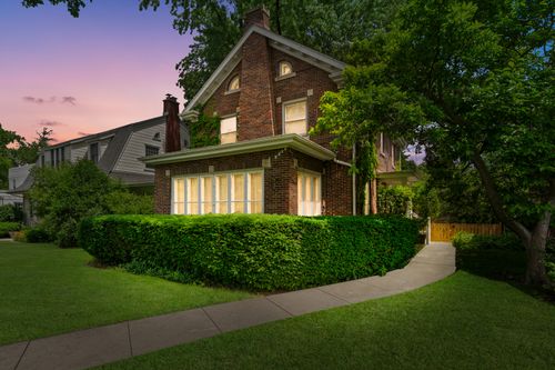 938 Fair Oaks Ave, Oak Park, IL, 60302-1336 | Card Image
