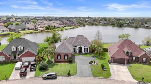 41227 Colonial Dr, Sorrento, LA, 70778-3426 | Card Image