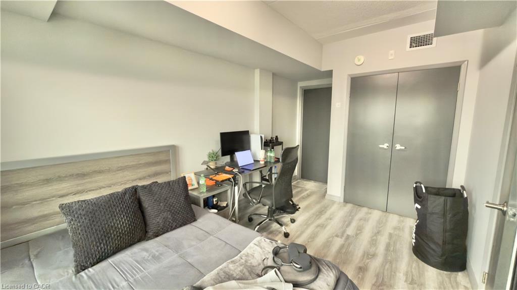 Residential Lease in Waterloo 2