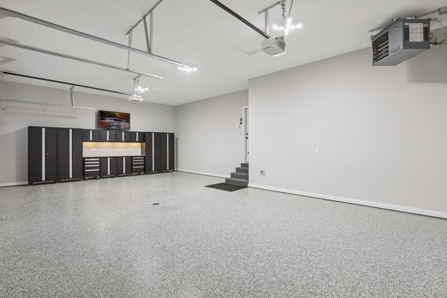 Finished Garage | Image 35