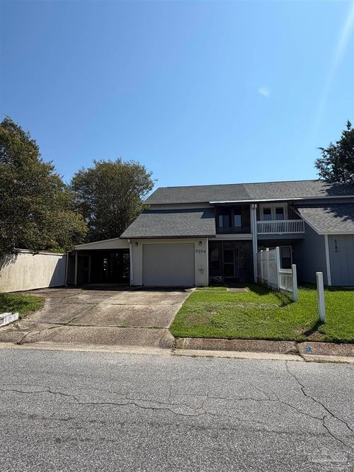 6284 Kirsten Dr, Pensacola, FL, 32504-4750 | Card Image