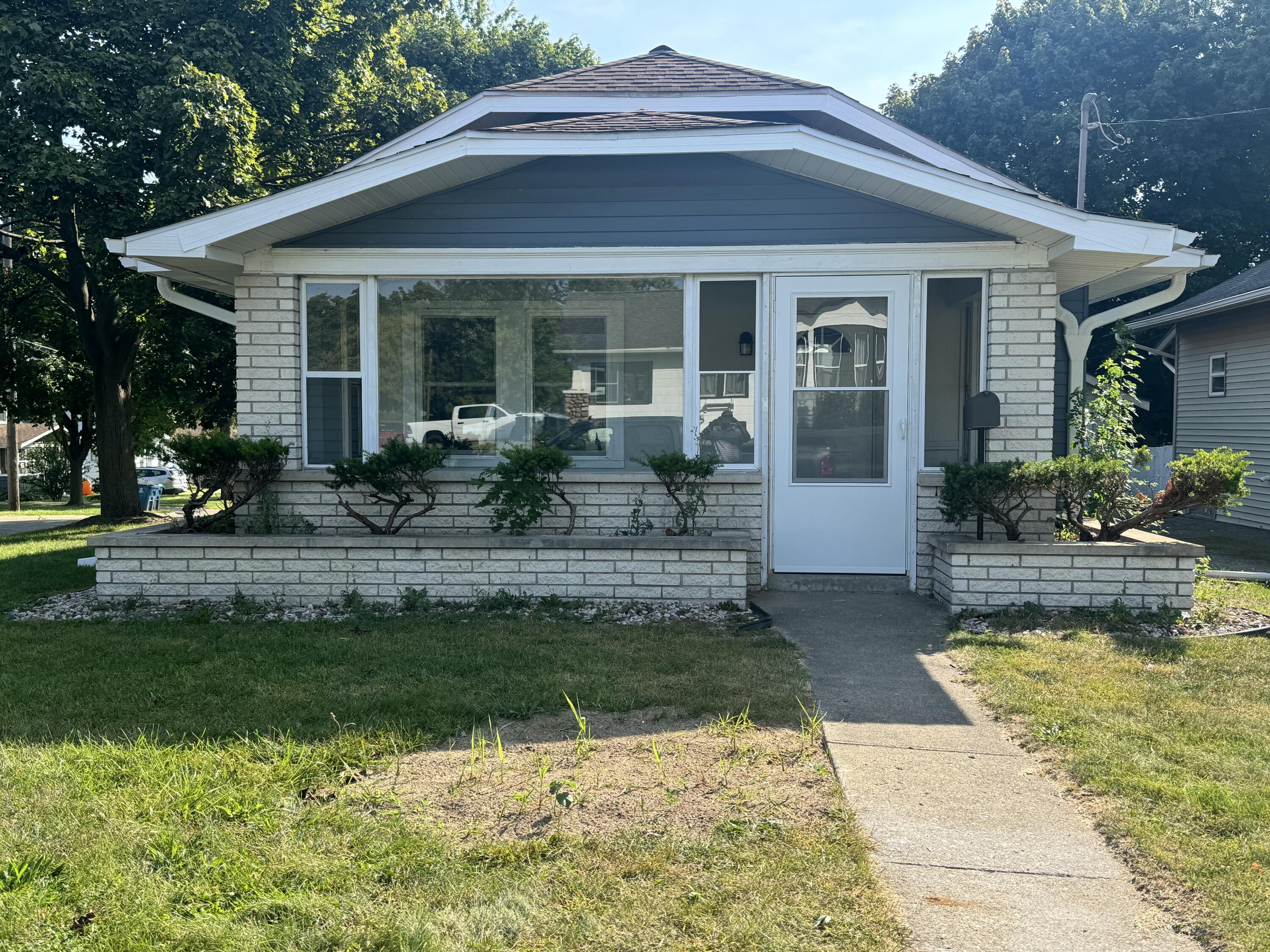 Highland Ave, Battle Creek, MI 49015