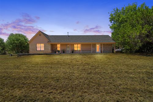 271 County Road 3580, China Spring, TX, 76633-4524 | Card Image