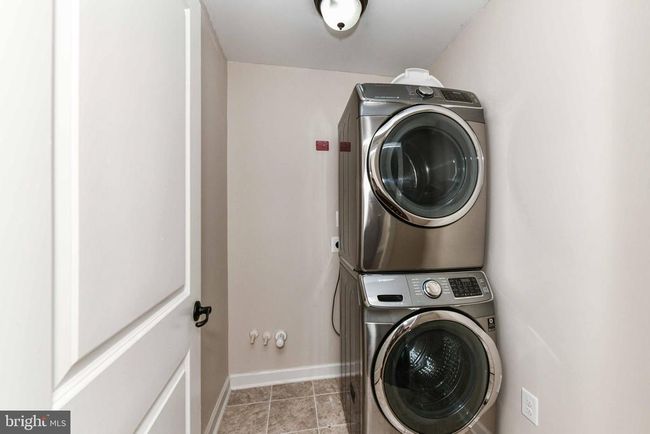 3160 Yeager Dr, Townhouse with 5 bedrooms, 5 bathrooms and null parking in HERNDON VA | Image 17