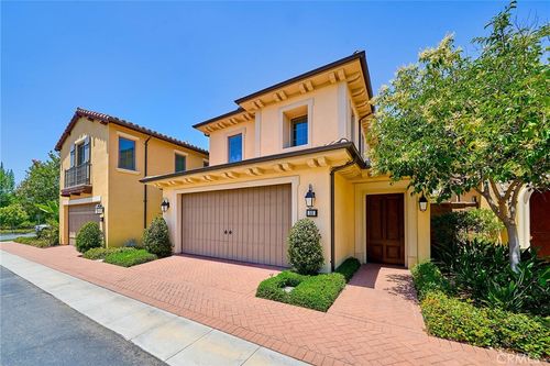 53 Open Range, Irvine, CA, 92602-1803 | Card Image