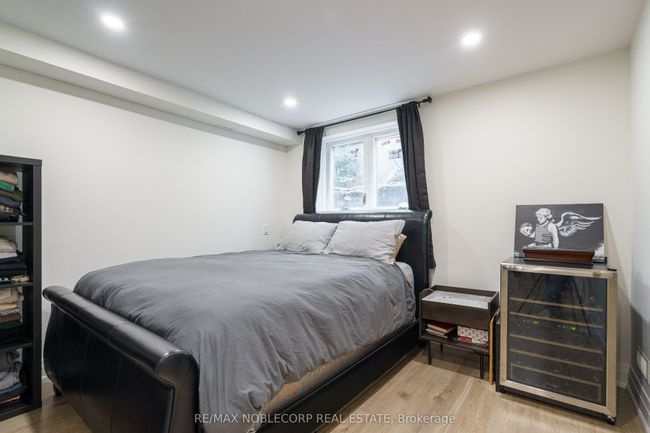 115 William Roe Blvd, House other with 5 bedrooms, 3 bathrooms and 3 parking in Newmarket ON | Image 44