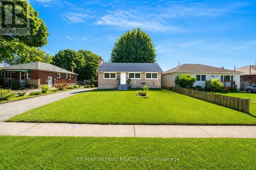 6604 Locus Ave, Niagara Falls, ON, L2G4K7 | Card Image
