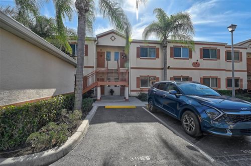 411-3958 Mediterranea Cir, SARASOTA, FL, 34233-3328 | Card Image