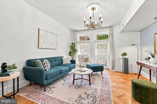 104-2201 Chestnut St, PHILADELPHIA, PA, 19103-3009 | Card Image
