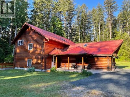 2551 Wilcox Rd, Powell River, BC, V8A0P3 | Card Image