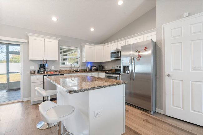 4947 Sw 166 Th Loop, House other with 3 bedrooms, 2 bathrooms and null parking in Ocala FL | Image 10