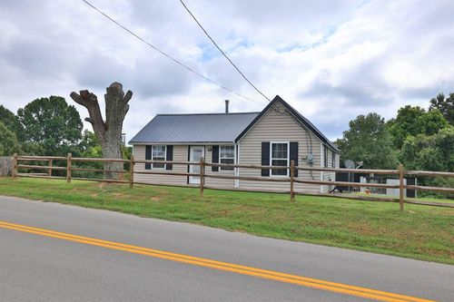 937 Neave Milford Rd, Falmouth, KY, 41040-8423 | Card Image