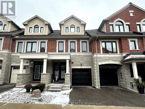 10 Hiawatha Crt, Vaughan, ON, L4L0J2 | Card Image