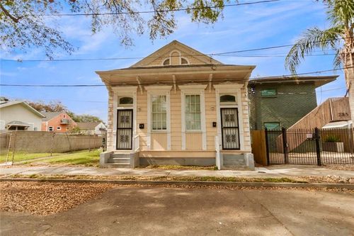 2117 19 Danneel Street, New Orleans, LA, 70113 | Card Image