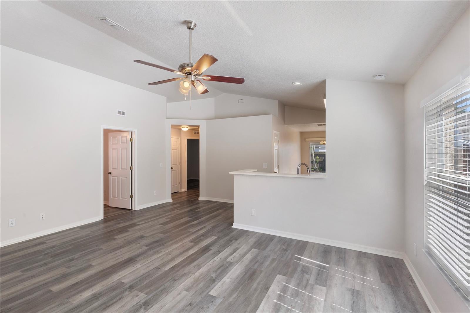 Residential in APOLLO BEACH 4