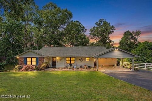 1463 Thunderbird Drive, Hernando, MS, 38632 | Card Image