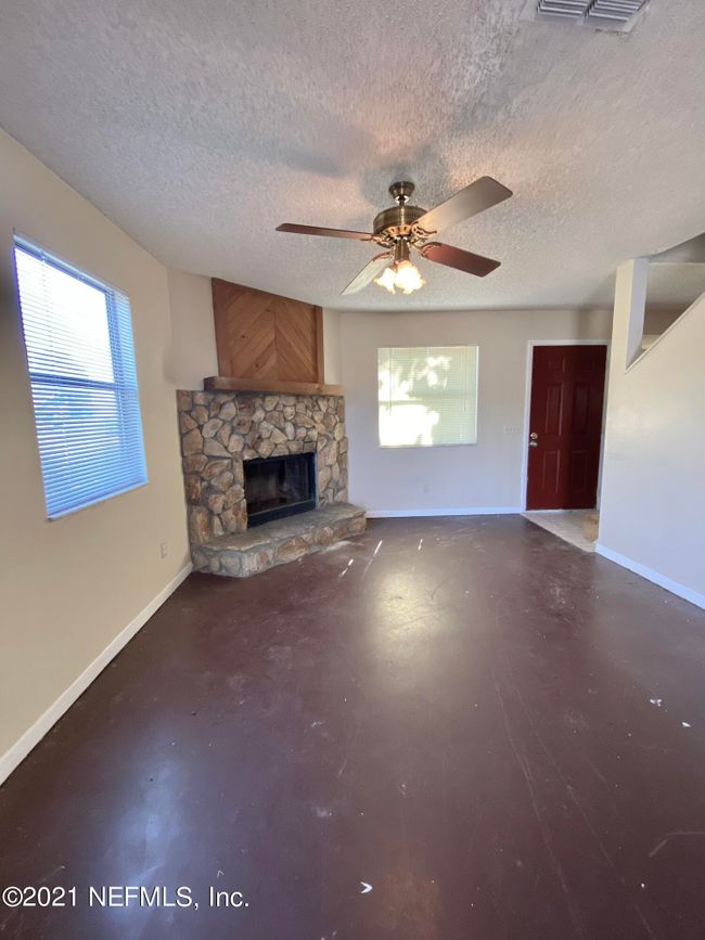 909 13th Avenue S, House other with 3 bedrooms, 2 bathrooms and null parking in Jacksonville Beach FL | Image 5