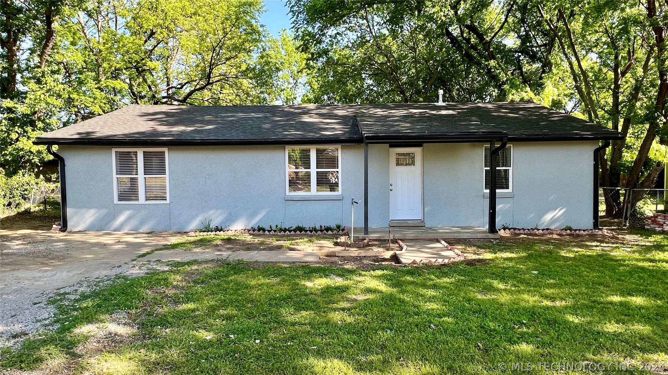 Brooks St, Claremore, OK 74017
