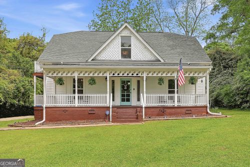 21 Smith St, Grantville, GA, 30220-2056 | Card Image