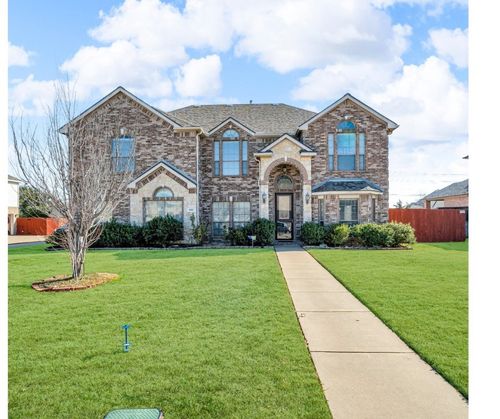 801 Sunrise Dr, Kennedale, TX, 76060-2882 | Card Image