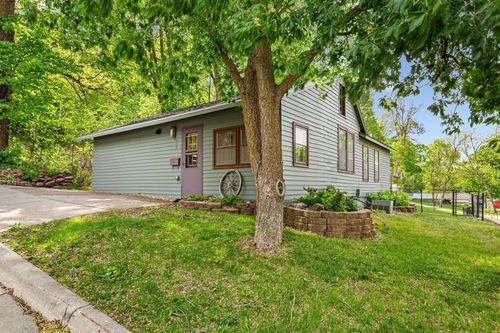 108 Benjamin St, Jackson, MN, 56143-1107 | Card Image